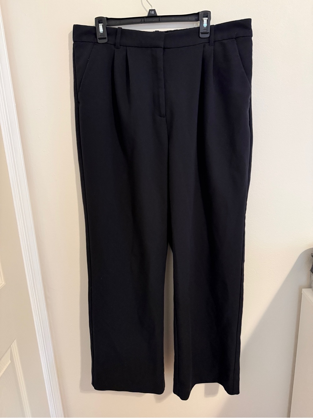 Abercrombie Sloane Pleated Dress Pants